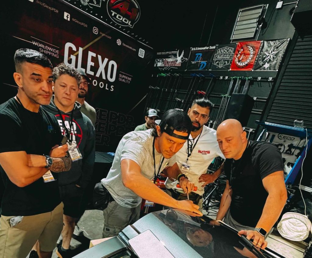 Žan指導如何在最短時間內精準修復深凹痕